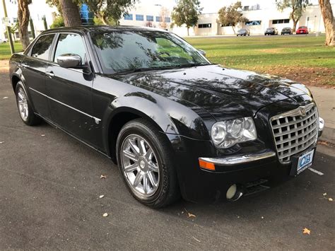Chrysler 300 c used - Buy used Chrysler 300C near you. Check prices and deals of 300 C for sale, find a dealership and shop second hand cars online in the USA